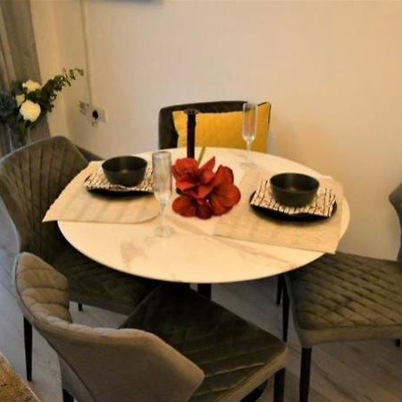 Lux City One Bed Birmingham Apartment ภายนอก รูปภาพ
